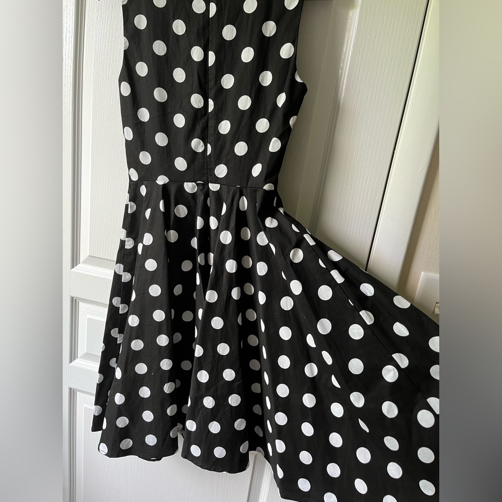 šMUST GO š NWT Polka Dot Dress - Picture 4 of 4